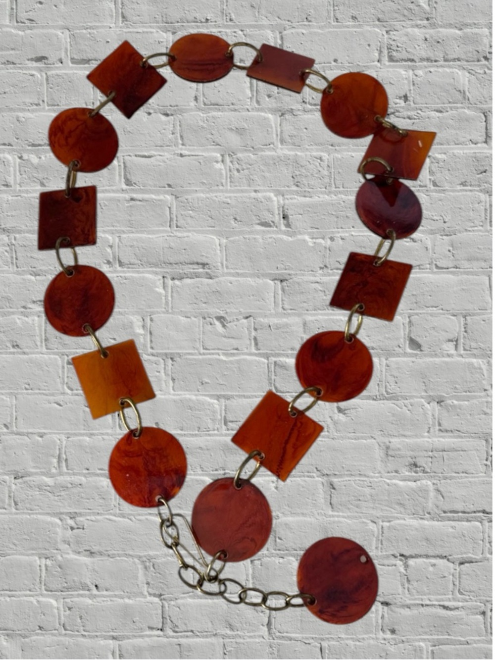 VINTAGE BROWN ACRYLIC "TORTOISE SHELL" CHAIN BELT